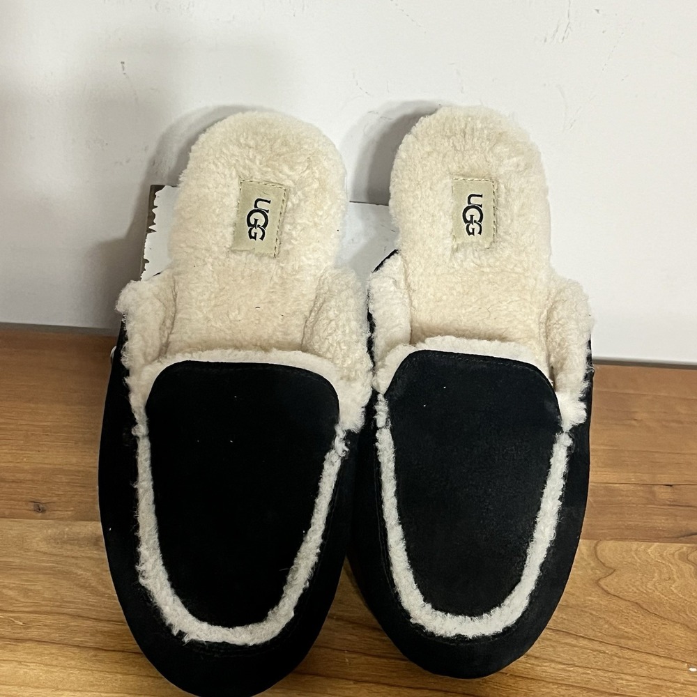 UGG‎ Lane Slip On Shearling Slippers Loafers Black Shoes Women's Size 6